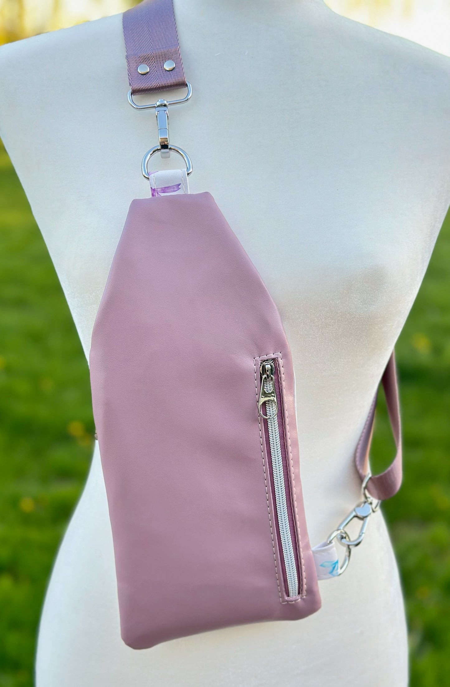 Bows Mini Travel Sling