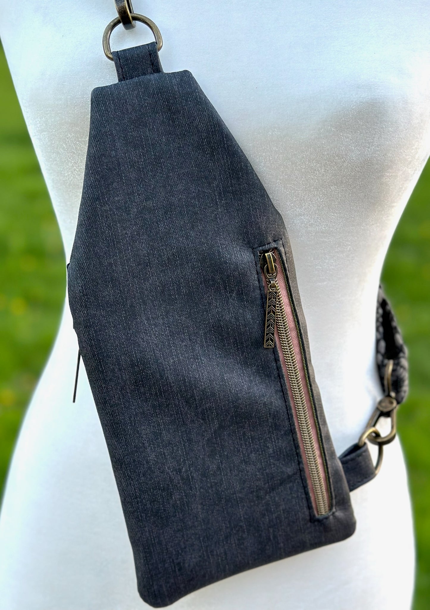 Dark Herb Garden Mini Travel Sling