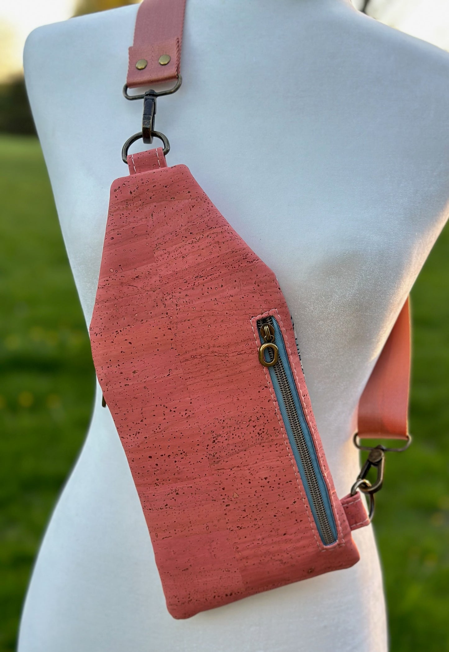 Sparrow Mini Travel Sling