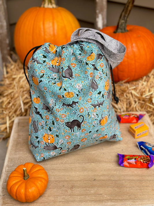 Blue Pumpkin Cats Drawstring Treat Bag